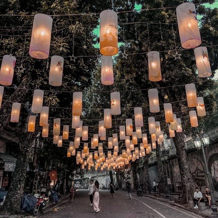 Phung Hung Street is a beautiful place to see lanterns in Vietnam