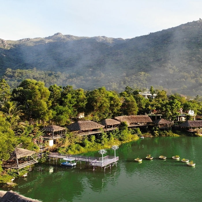 Giới thiệu về hồ Kênh Hạ Nha Trang 