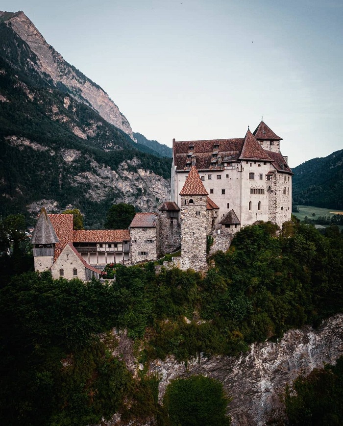 Lâu đài Gutenberg  - du lịch Liechtenstein