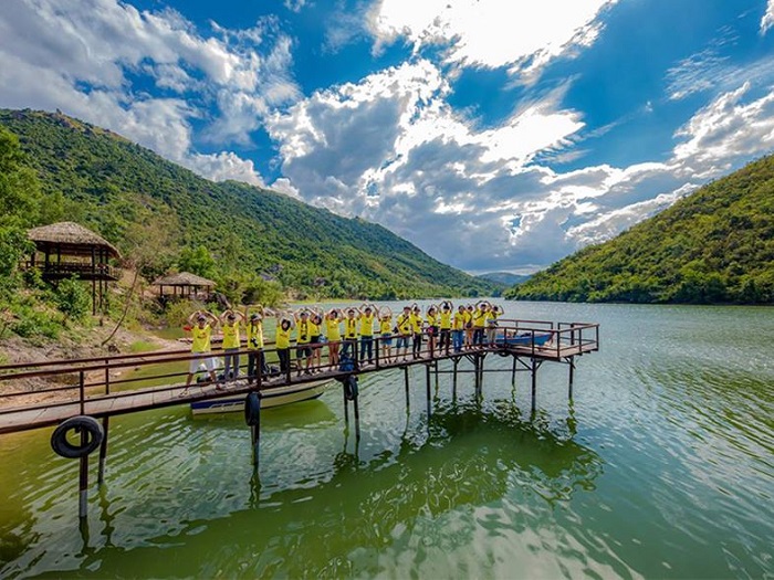 Chơi gì ở hồ Kênh Hạ Nha Trang? 