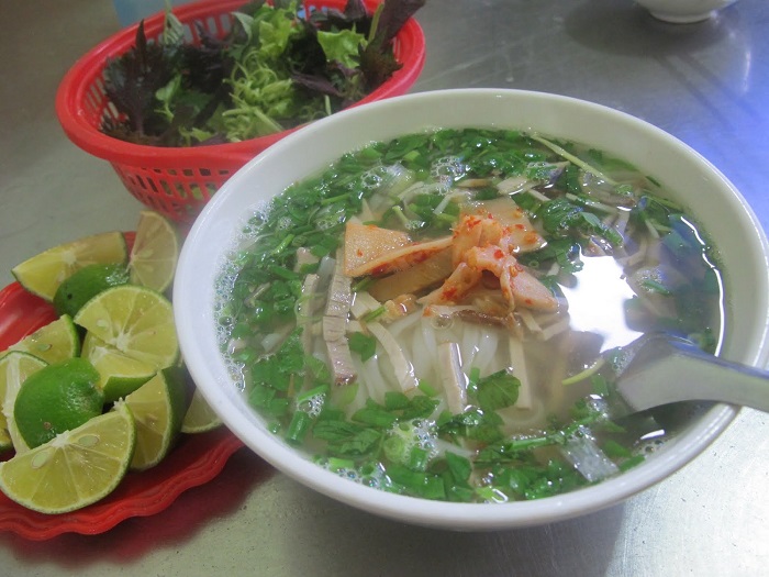 Good breakfast restaurant in Tay Ninh - Pho Binh