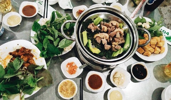 Delicious hot pot restaurant in Saigon - Goat hotpot 404