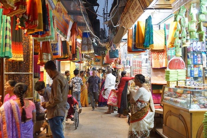 Chợ Godowlia là một địa điểm du lịch Varanasi