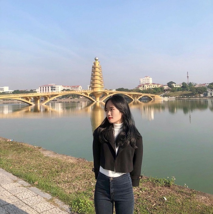 Cây cầu đi bộ đẹp ở Việt Nam này chụp xa hay gần đều đẹp