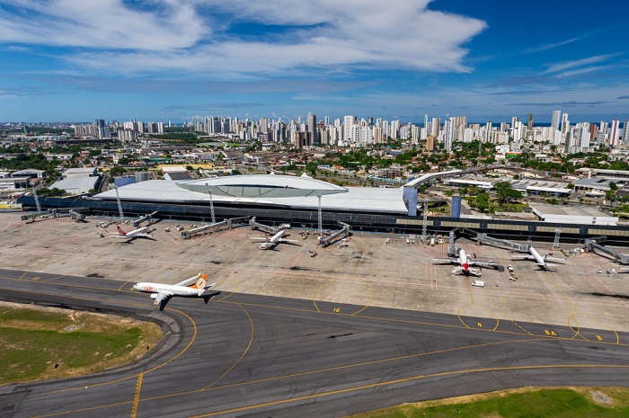 Đi máy bay đến thành phố Recife Brazil