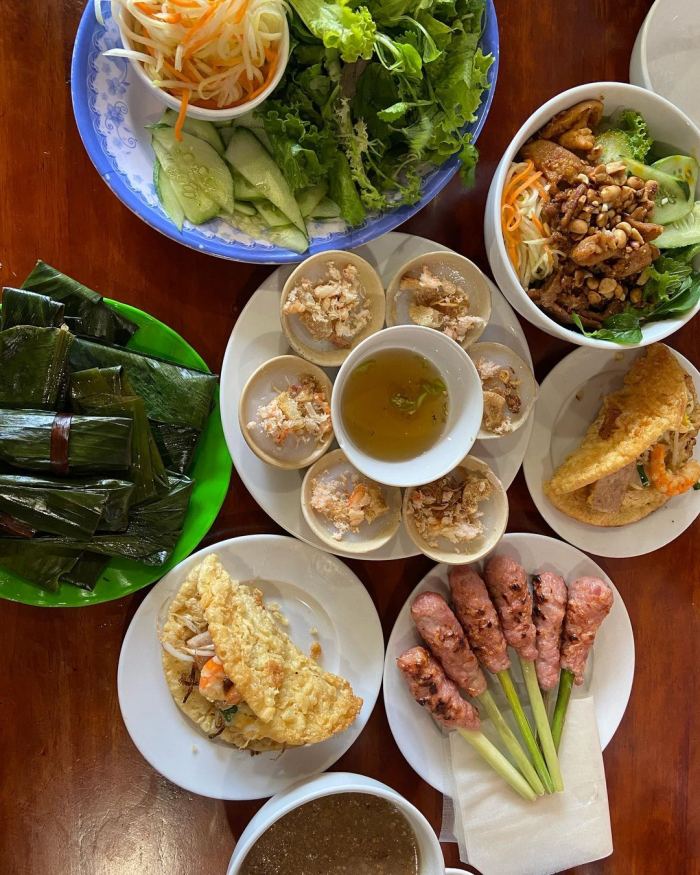 Quán Hạnh quán ăn ngon ở Huế 