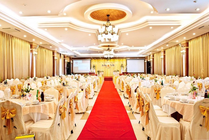 Bamboo Green Hotel là khách sạn gần sân bay Đà Nẵng được nhiều người chọn