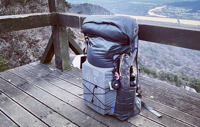 Chuẩn bị đồ đạc gọn gàng là kinh nghiệm cắm trại một mình mà bạn cần bỏ túi