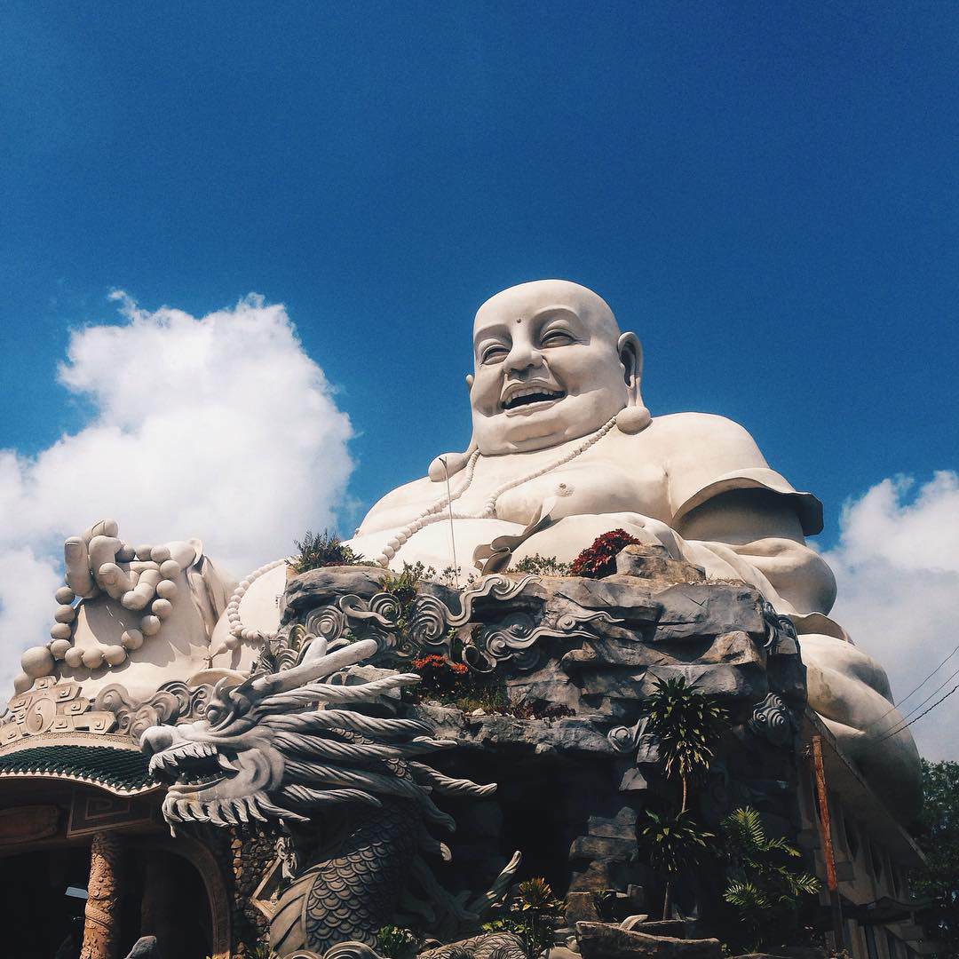 du lịch tâm linh ở công viên nước nổi tiếng ở Vũng Tàu  