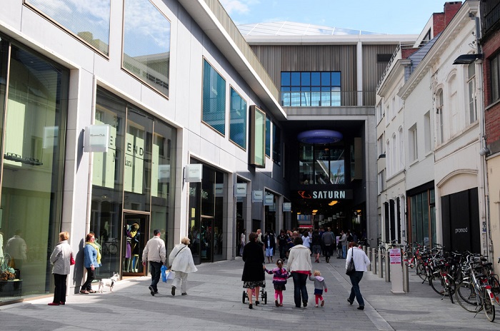 Khu phố mua sắm là điểm tham quan nổi bật ở thành phố Kortrijk