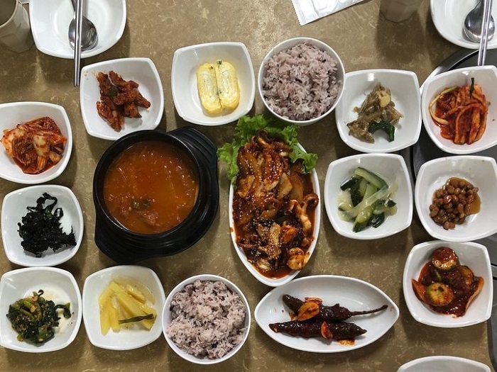 quán ăn gần sân bay Tân Sơn Nhất - Hansol Restaurant