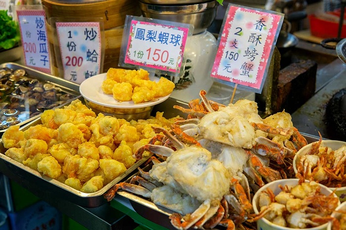 Món ăn trong chợ hoa đêm Đài Nam - Lịch trình du lịch Đài Nam