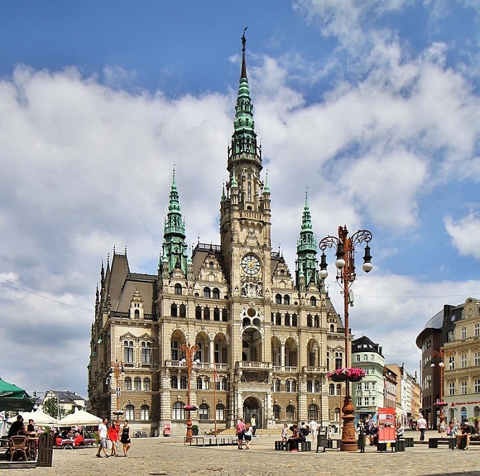 Tòa thị chính là điểm tham quan ở thành phố Liberec