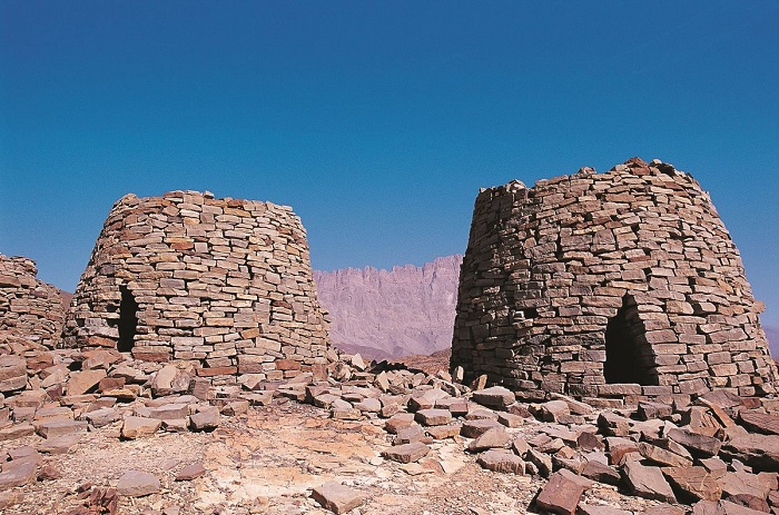 Những tòa tháp bằng đá phức tạp ở Bat - Di sản thế giới ở Oman