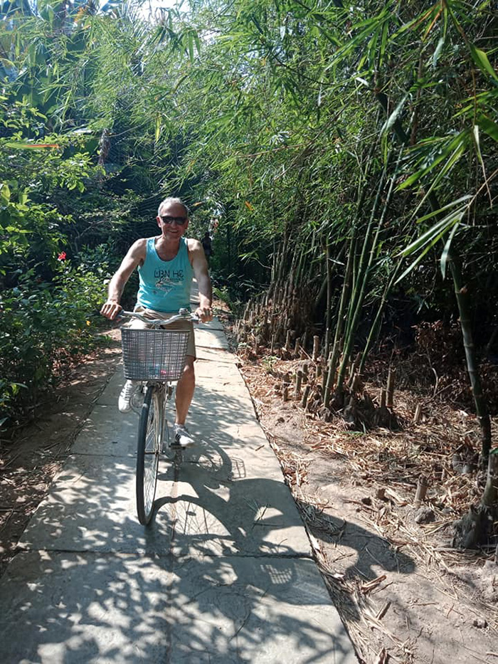 cù lao Dài Vĩnh Long - Đạp xe trên con đường làng