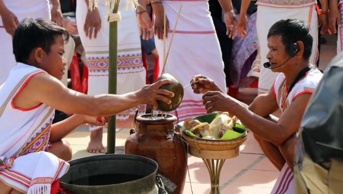 Lễ mở cửa kho lúa của người Rơ Măm Kon Tum nghi thức 