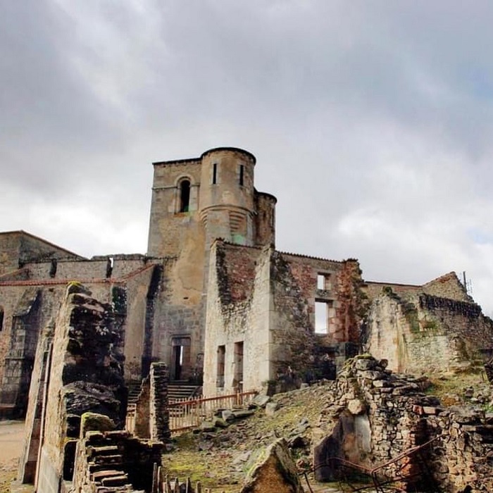 Oradour-Sur-Glane là một trong những ngôi làng bỏ hoang trên thế giới mà bạn nên ghé thăm