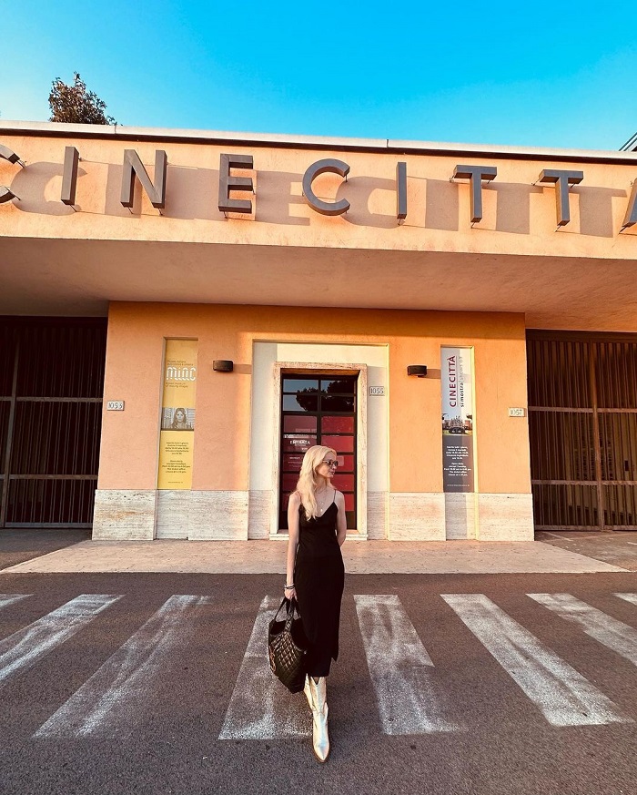 Cinecitta là một trong những phim trường lớn nhất thế giới có không gian rộng