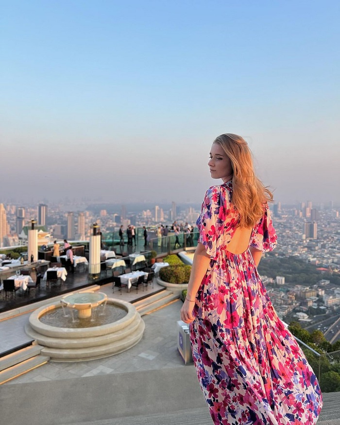 Sky Bar - Lebua At State Tower là một trong những quán rooftop đẹp nhất thế giới nằm ở Thái Lan