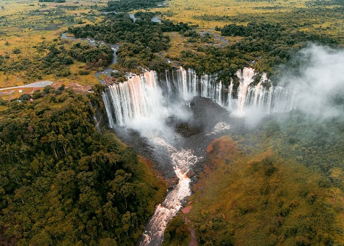 Thác Kalandula là một trong những thác nước đẹp ở châu Phi đẹp mê hồn
