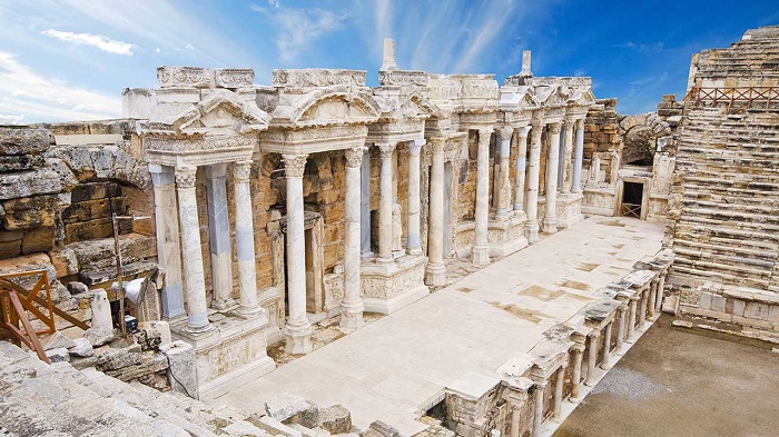 Tham quan thành phố Hierapolis ở Thổ Nhĩ Kỳ