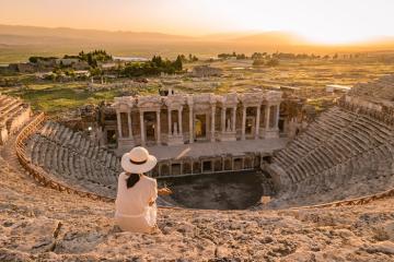 Một ngày khám phá tàn tích đế chế La Mã - Hy Lạp trong thành phố Hierapolis