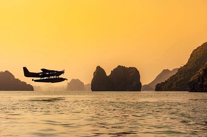 Đi thủy phi cơ là trải nghiệm du lịch đắt đỏ ở Việt Nam vô cùng tuyệt vời