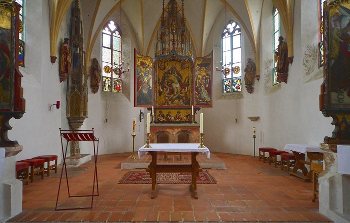 Thăm nhà nguyện lâu đài là điều cần làm ở lâu đài Blutenburg