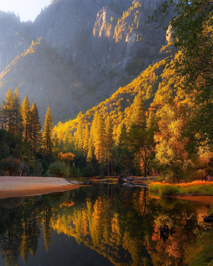 Yosemite là một trong những thung lũng đẹp nhất châu Mỹ có cảnh sắc ấn tượng