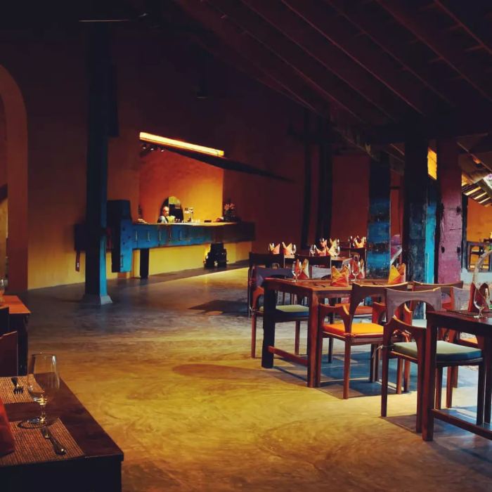 nhà hàng Âu ở Hội An Rêu Dining.