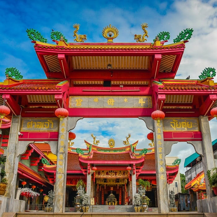 Đền Jui Tui là ngôi chùa đẹp ở Phuket bạn nhất định phải ghé thăm 