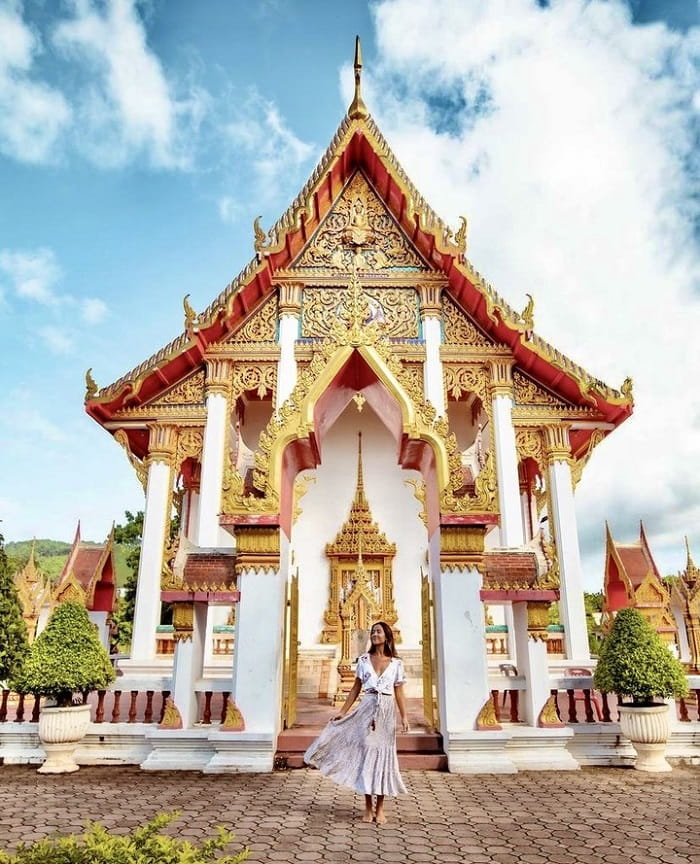Chùa Chalong là ngôi chùa đẹp ở Phuket bạn nhất định phải ghé thăm 