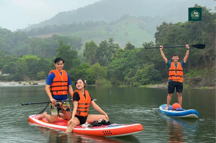 chèo sup hồ suối Dầu Cam Ranh 