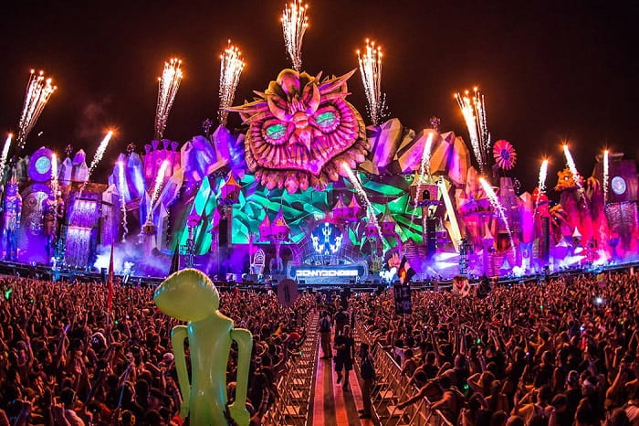 Du lịch Las Vegas mùa xuân nên Hãy nhảy múa tại lễ hội Electric Daisy Carnival