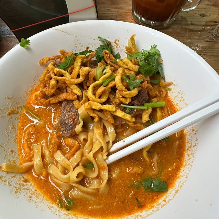 Kinh nghiệm du lịch Chiang Mai mùa xuân nên ăn Khao Soi