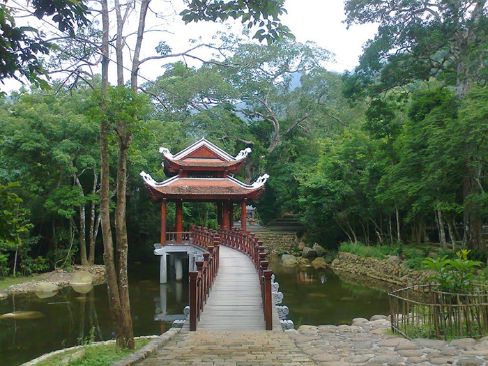 Viếng quần thể chùa Yên Tử Quảng Ninh - Suối Giải Oan trong xanh