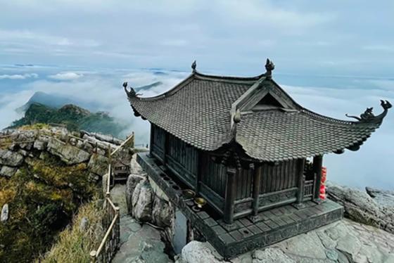 Khám phá Quần thể chùa Yên Tử Quảng Ninh: Hành trình về miền đất Phật