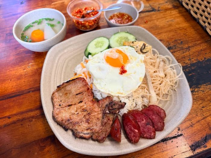 Quán cơm tấm Trung - Trường Tàu quán cơm tấm ngon ở Nha Trang 