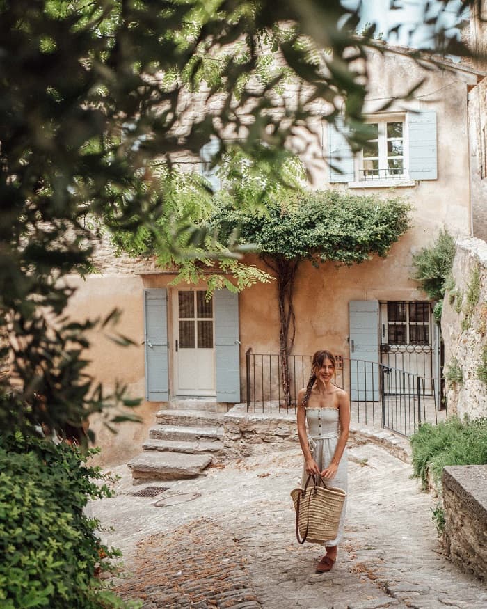 11 địa điểm du lịch vùng Provence để ngắm những cánh đồng hoa oải hương nở rộ