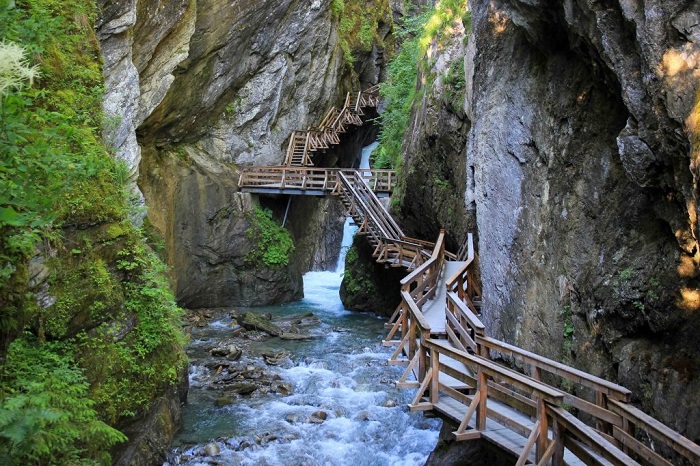 Trải nghiệm những điều thú vị tại khu du lịch Zell am See ở Áo