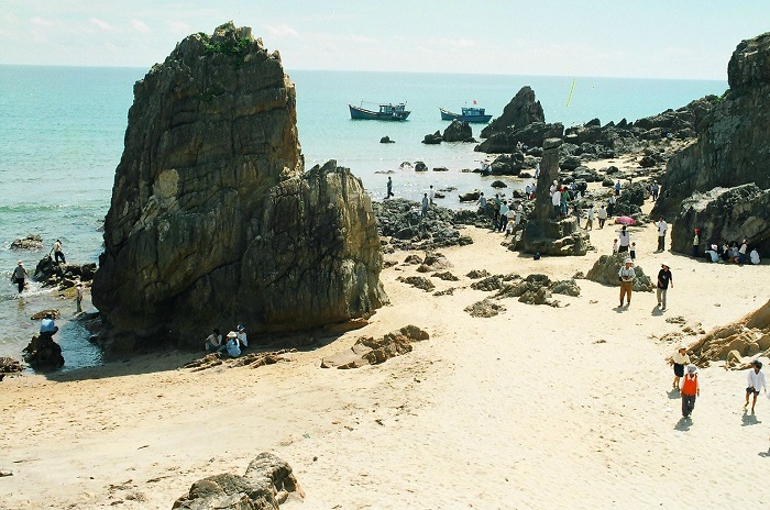 Điểm danh những bãi biển ở Quảng Bình tuyệt vời nhất cho mùa hè này