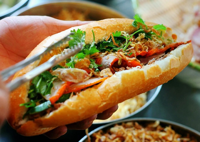 Hình ảnh bánh mì Việt Nam xuất hiện trên trang chủ Google