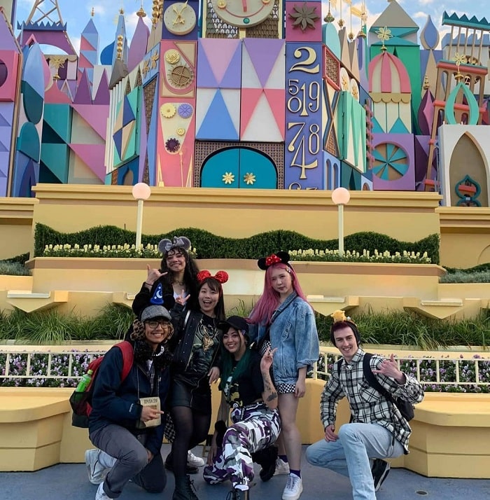 Không cần tới Mỹ, bạn vẫn có thể thỏa sức vui chơi tại công viên Disneyland Tokyo