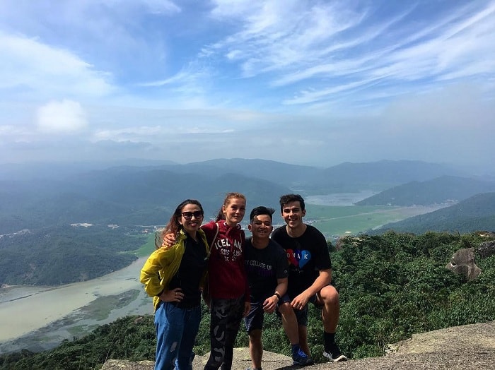 Hành trình khám phá núi Đá Bia Phú Yên