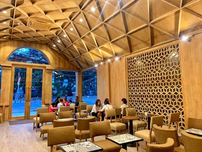 Explore the cafes in Bien Hoa