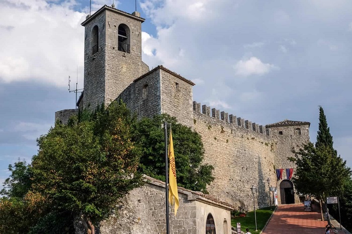 Tháp Guaita Đầu tiên ở San Marino - Du lịch San Marino