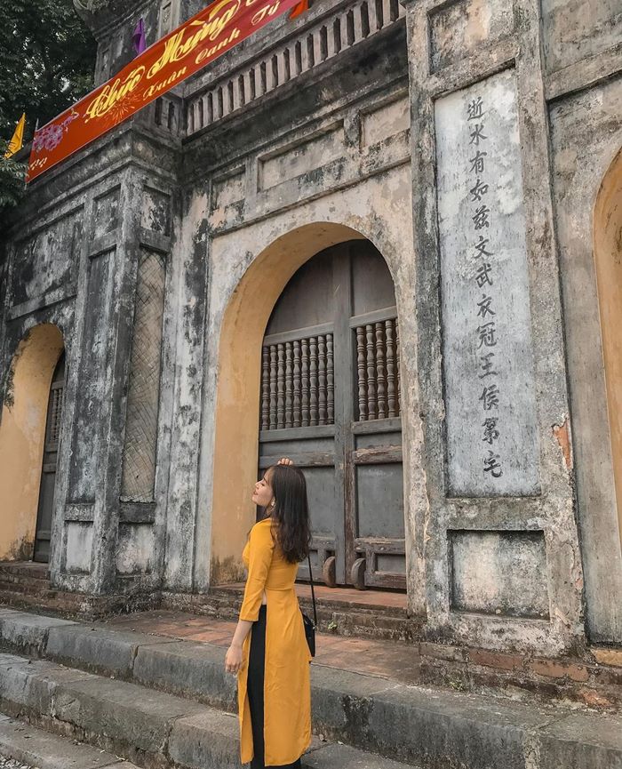 Temple of Literature Xich Dang spiritual tourist destination in Hung Yen