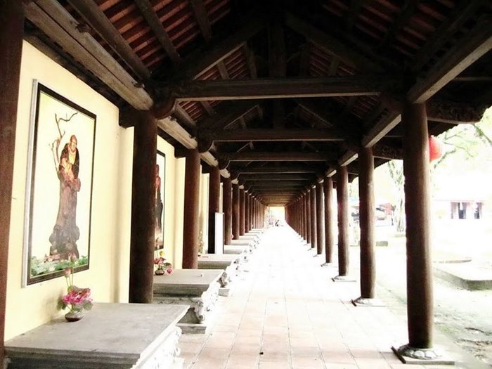 Touring Con Son Pagoda in Hai Duong 