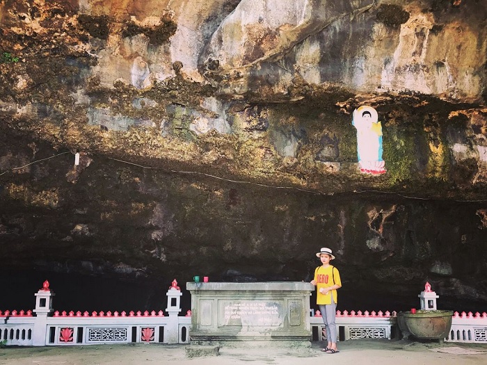 Hang pagoda - a famous spiritual tourist spot in Quang Ngai