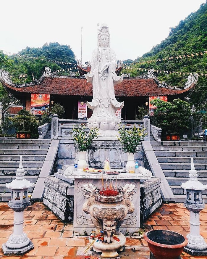 Chùa Phật tích trúc lâm bản giốc -  điểm du lịch tâm linh ở Cao Bằng đẹp như thơ 